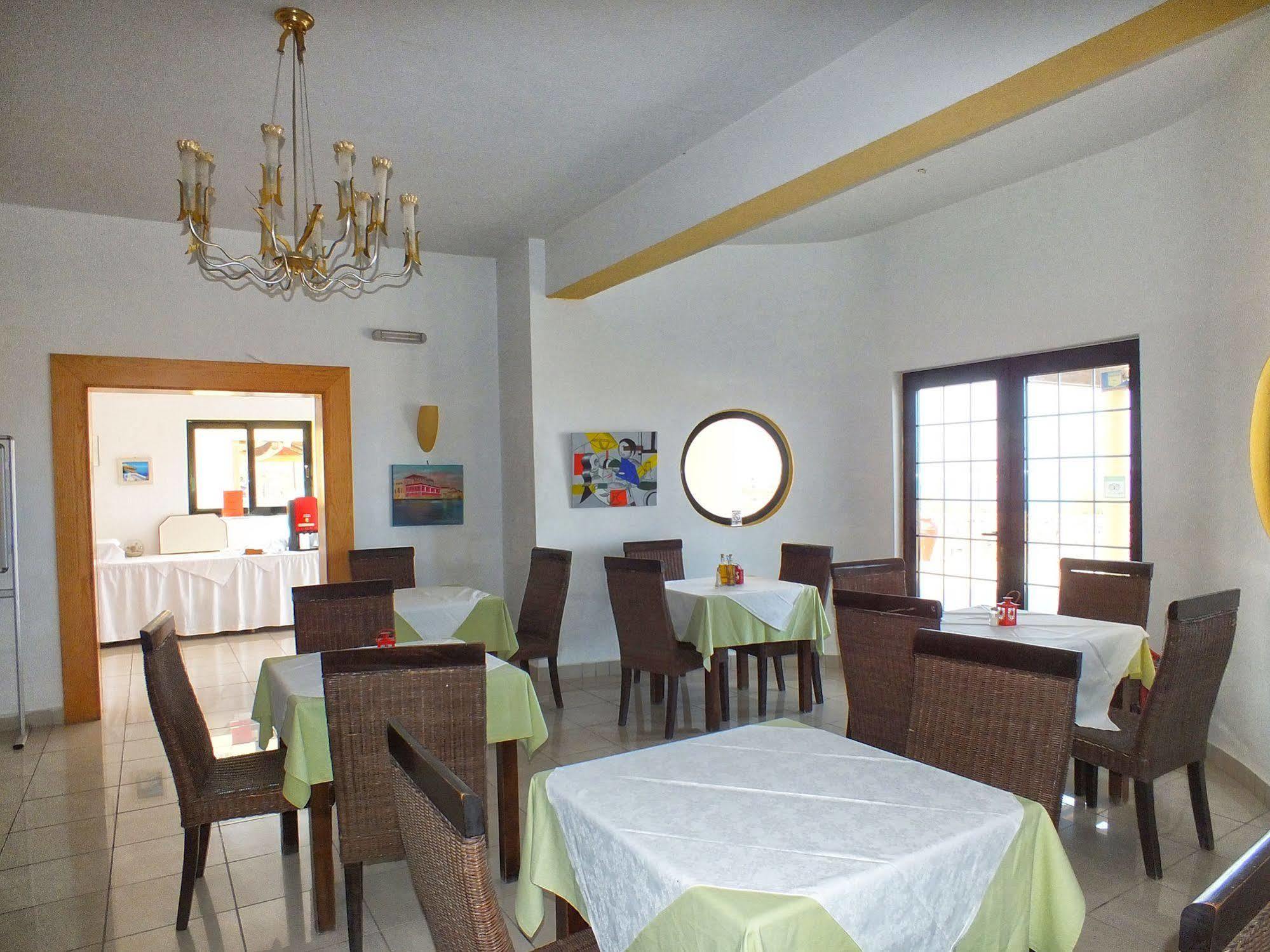Golden Villas - Hotel Apartments & Villas Hersónissos Extérieur photo
