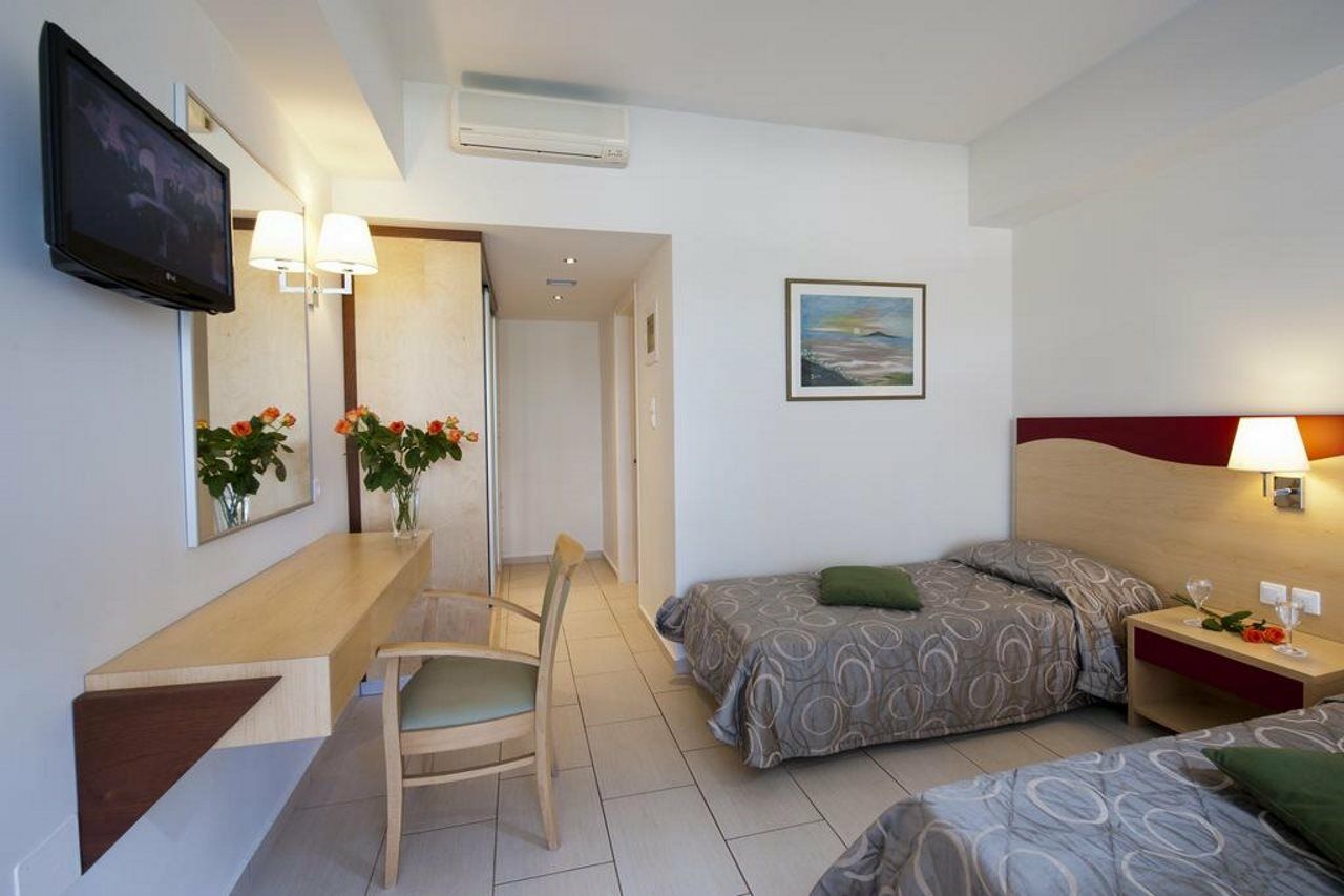 Golden Villas - Hotel Apartments & Villas Hersónissos Extérieur photo